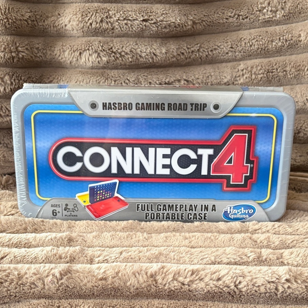 Hasbro Connect 4 Travel Edition - Red and Blue - Picture 1 of 4